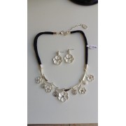 set 542 white